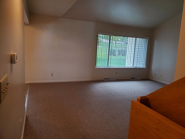 Foto del edificio - 4 Oakridge Ct