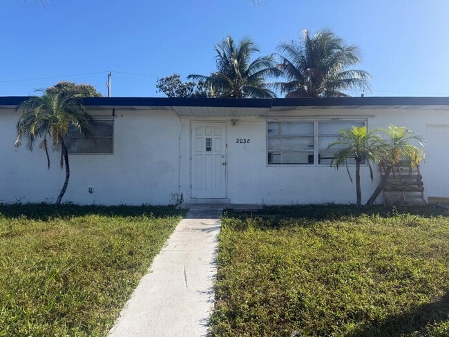 Photo - 2038 SW 12th Ct Apartment