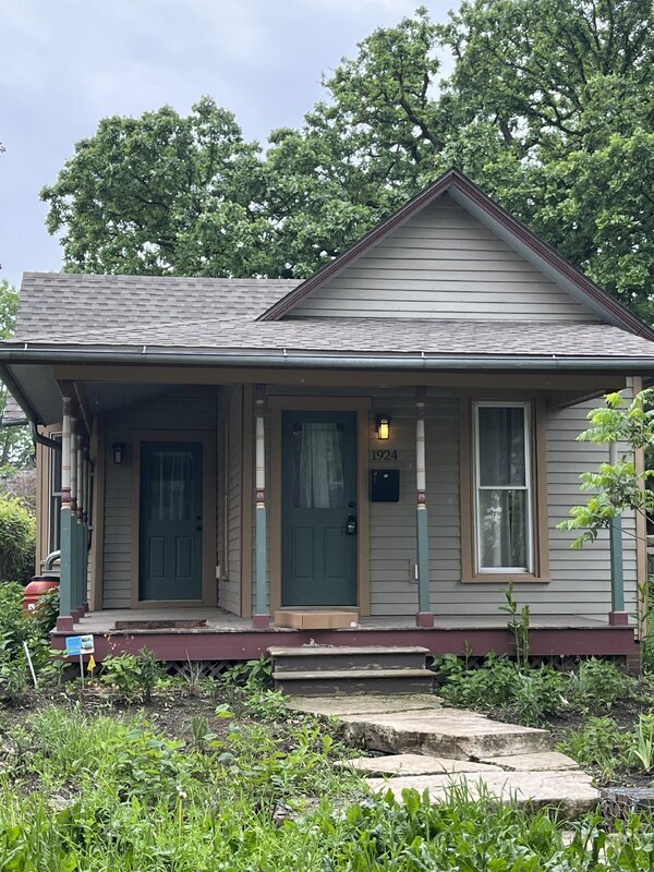 Foto principal - 1924 Leyner St