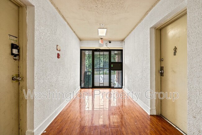 Foto del edificio - 3009 Southern Ave SE