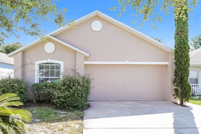 Building Photo - 8537 English Oak Dr