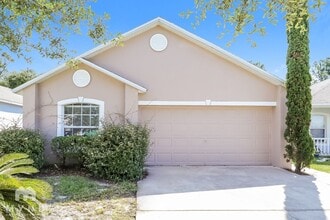 Building Photo - 8537 English Oak Dr