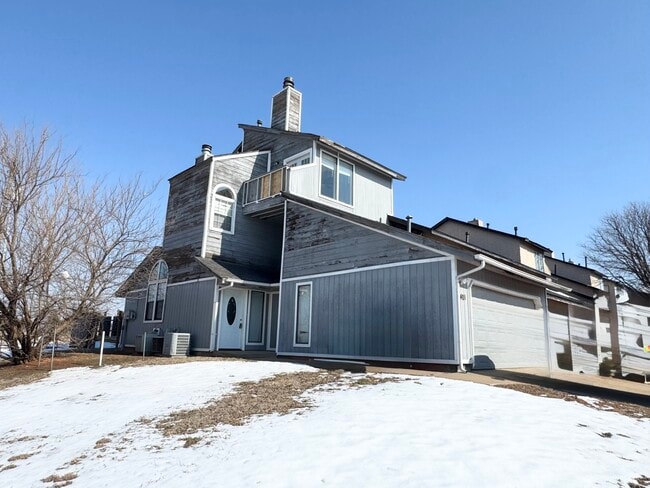 Building Photo - 401 NE 115th St