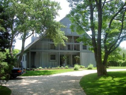Primary Photo - 135 Meetinghouse Ln