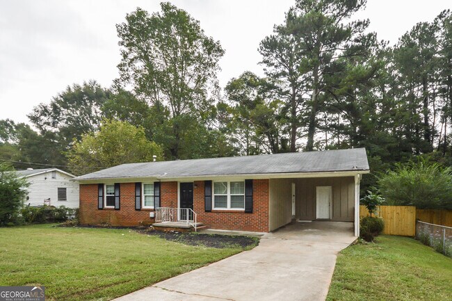 Building Photo - 464 Pinecrest Dr