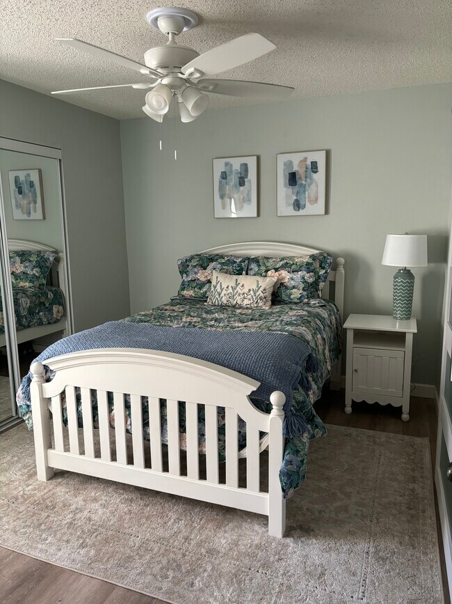 Foto del edificio - 3705 SW 27th St