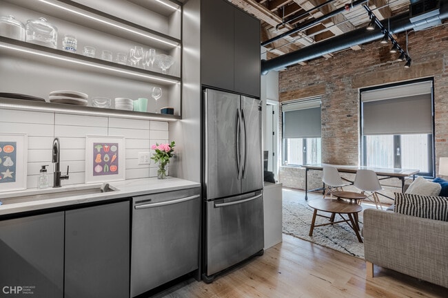 Foto del edificio - 729 N Sangamon St