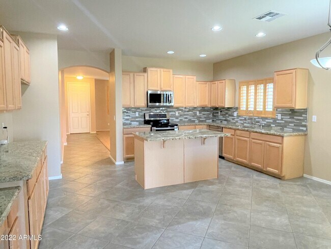 Foto del edificio - 17483 W Desert Sage Dr