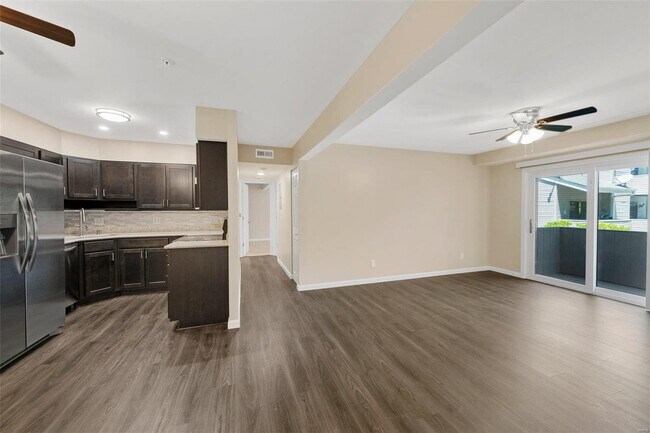 Foto del edificio - 1329 Prospect Village Ln