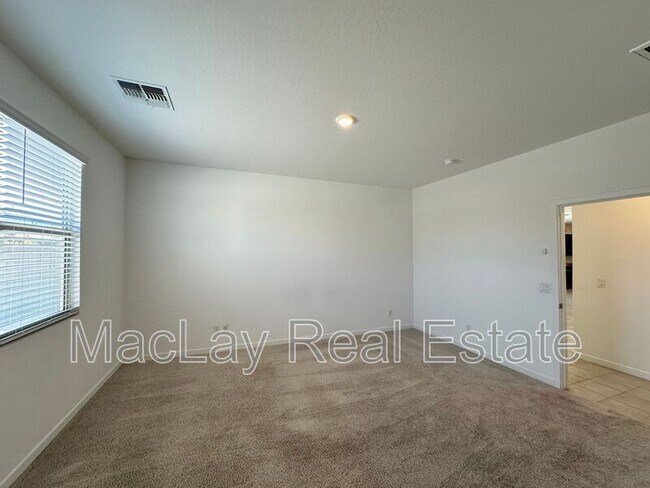 Foto del edificio - 25361 N 144th Dr