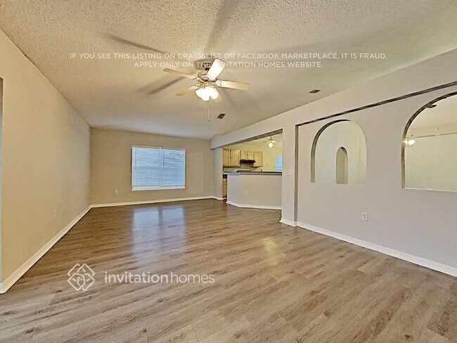 Foto del edificio - 19 Sterling Hill Dr