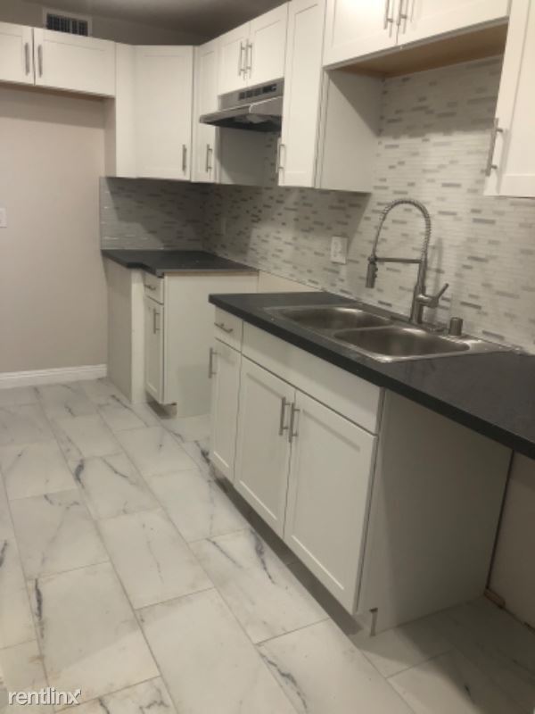 Building Photo - 2 br, 1 bath Apartment - 1108 pearl