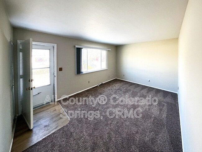 Building Photo - 3463 Colony Hills Rd