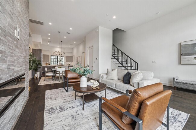 Foto del edificio - 5824 Winsome Ln