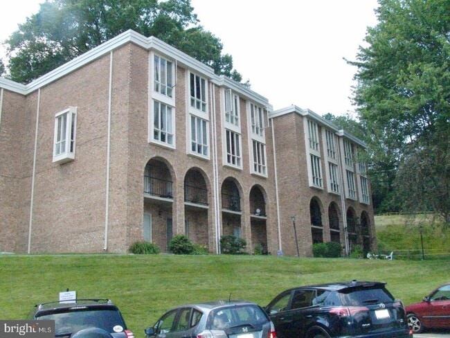 Building Photo - 2630 Wagon Dr