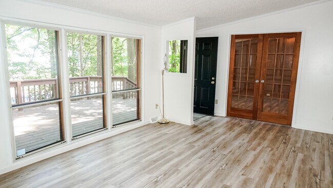 Foto del edificio - 7 Breakwater Dr