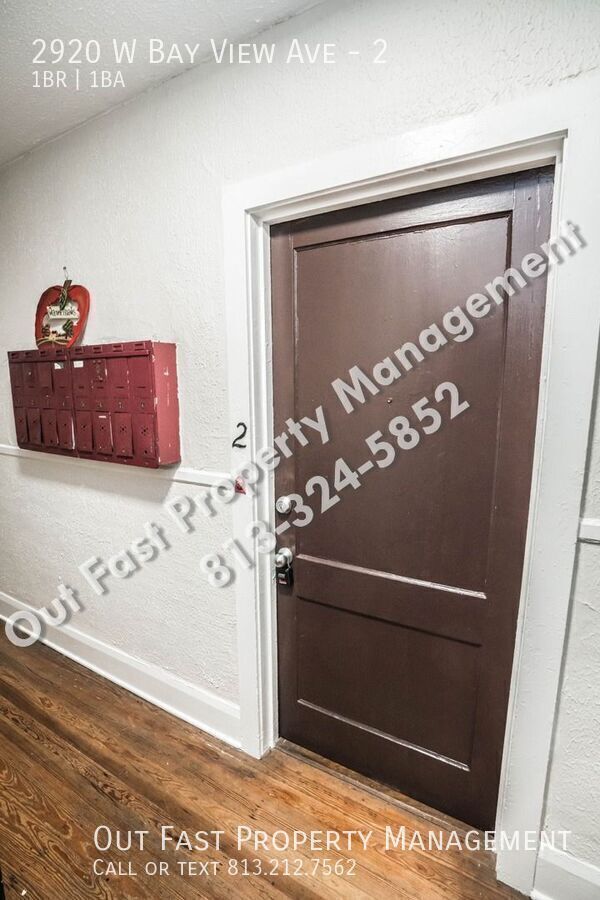 Foto del edificio - 2920 W Bay View Ave