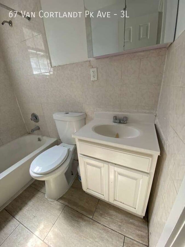 Photo - 67 Van Cortlandt Park Ave Apartment