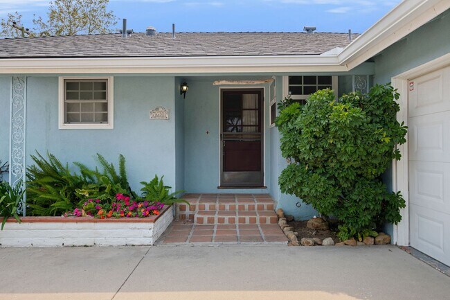 Foto del edificio - Charming 3-Bed, 2-Bath Home for Rent in Go...