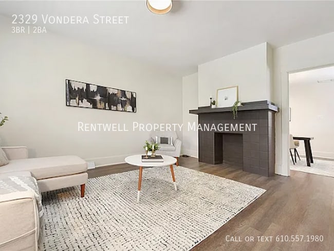 Building Photo - 2329 Vondera St