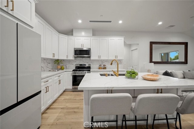 Building Photo - 5865 Tobias Ave