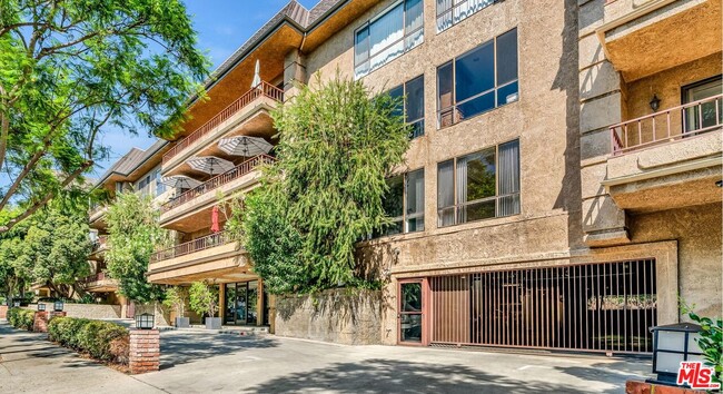 Foto del edificio - 1124 Kings Rd