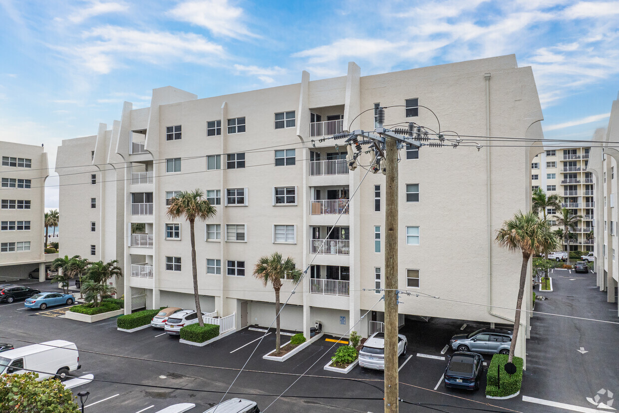 Primary - Palmsea Condominium