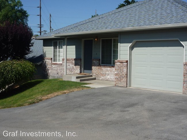 Building Photo - 908 Speyers Rd