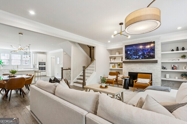 Foto del edificio - 1368 Live Oak Ln
