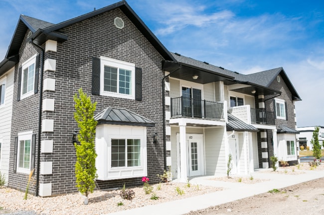 Building Photo - 1558 N 160 W