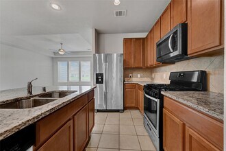 Building Photo - 24931 Pavarotti Pl