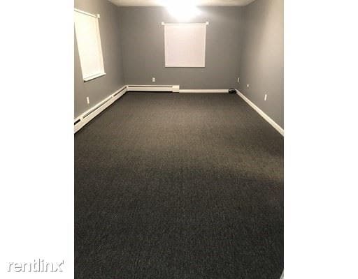 Building Photo - 103 Grove St