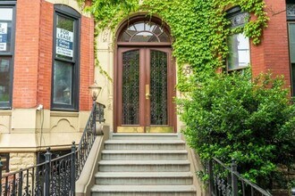 Building Photo - 254 Newbury St
