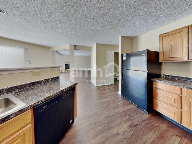 Foto del edificio - 12897 E 131st St