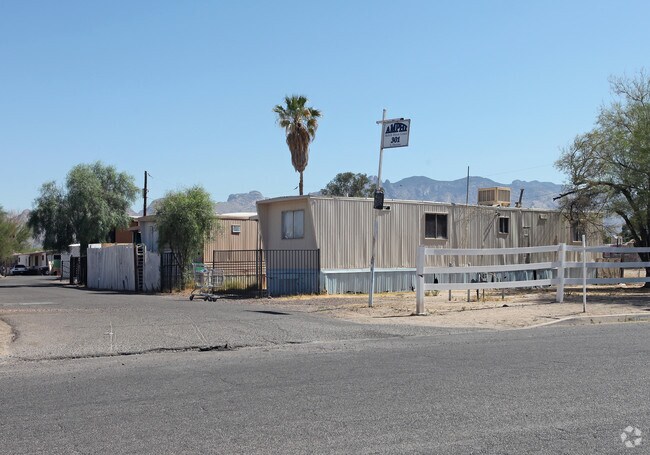 Amphi Village Apartments Tucson Az Apartments Com