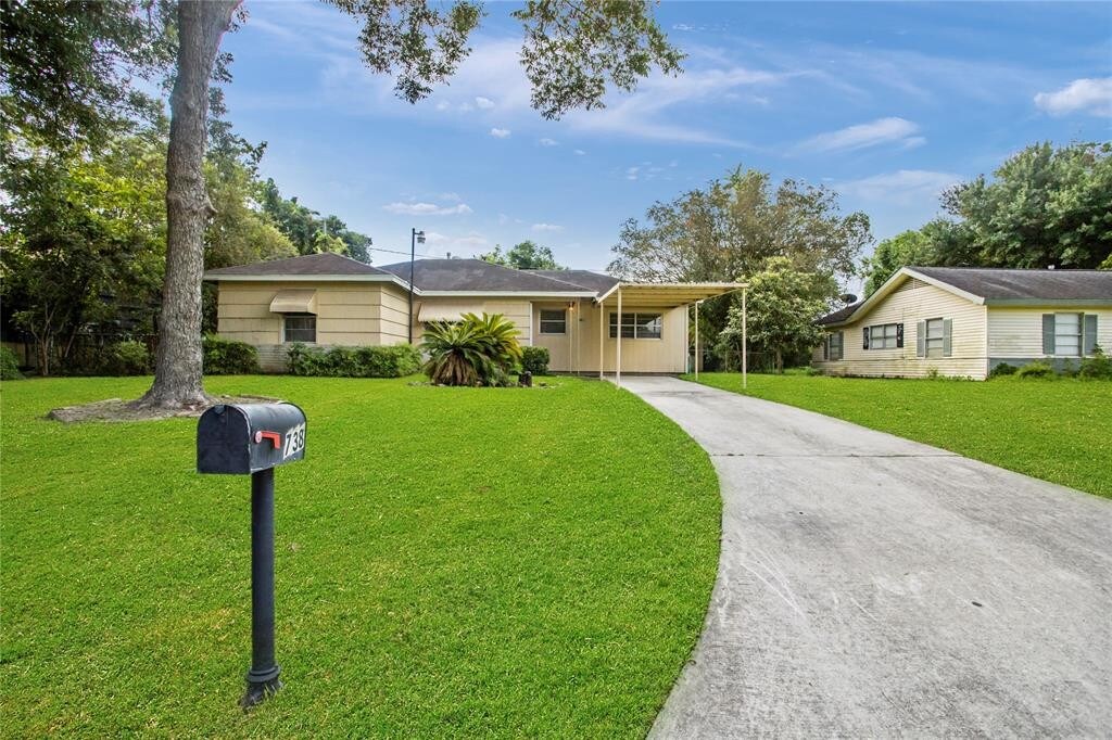 Foto principal - 738 Tobe St