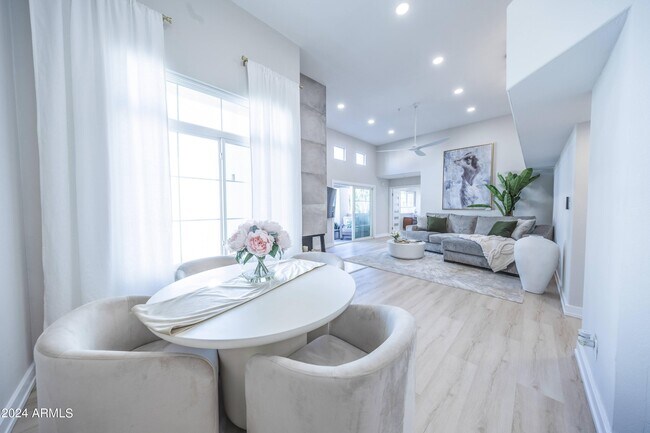 Foto del edificio - 11333 N 92nd St