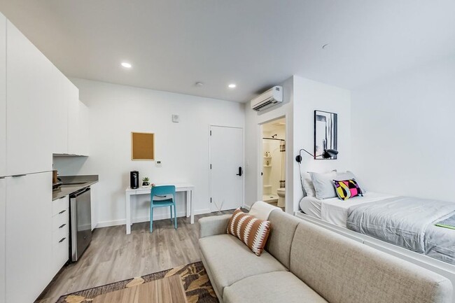 Foto del edificio - New Luxury Apartment at Artthaus Six. 3 mo...