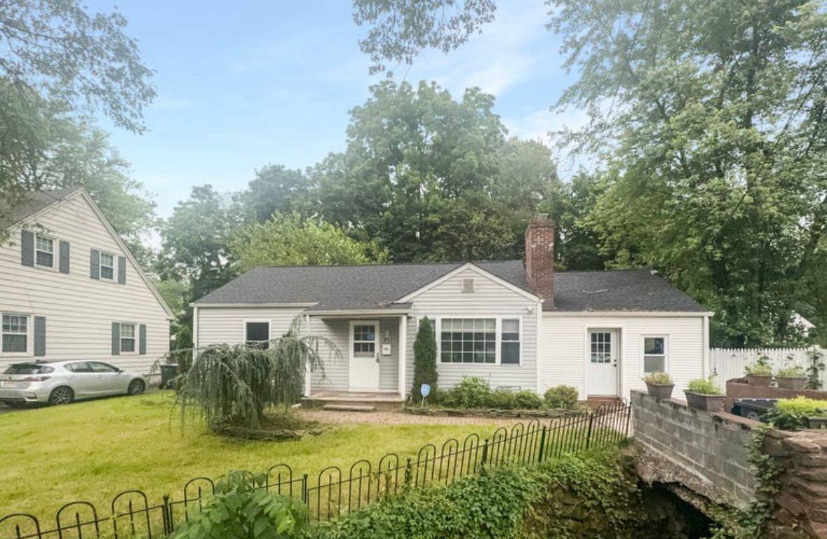 Foto principal - 813 Mountain Ave