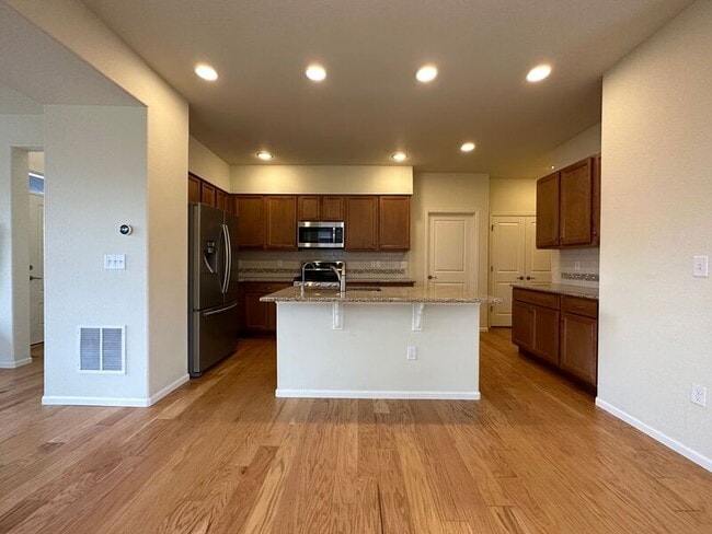 Building Photo - 14694 E Crestridge Dr