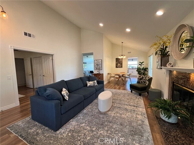 Foto del edificio - 1200 Goldenview Dr