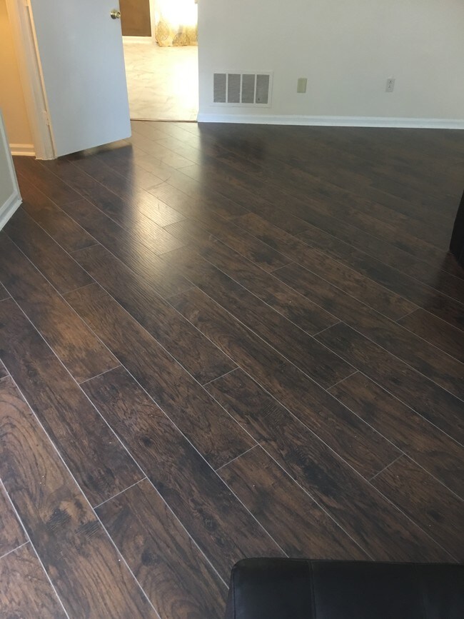 Foto del edificio - 2320 Bay Meadows Ct