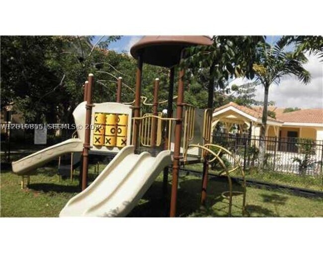 Foto del edificio - 15430 SW 284th St