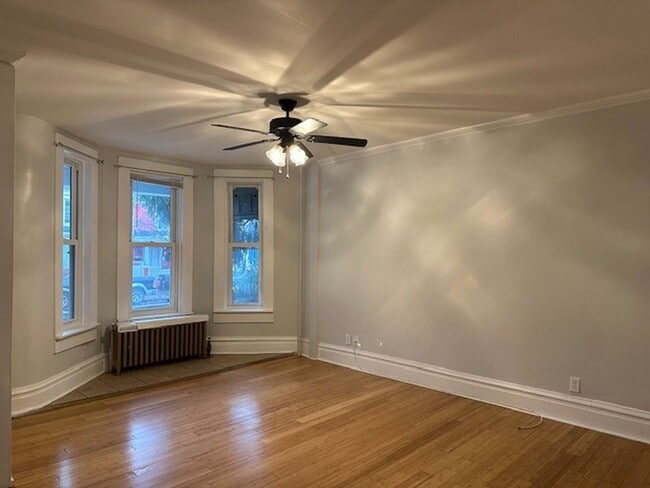 Building Photo - Welcome to this 5 Bedroom 2 Full Bath Home...