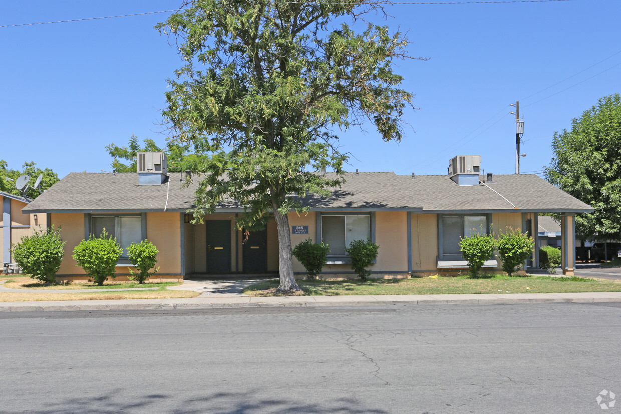 Foto del edificio - Merced West Apartments