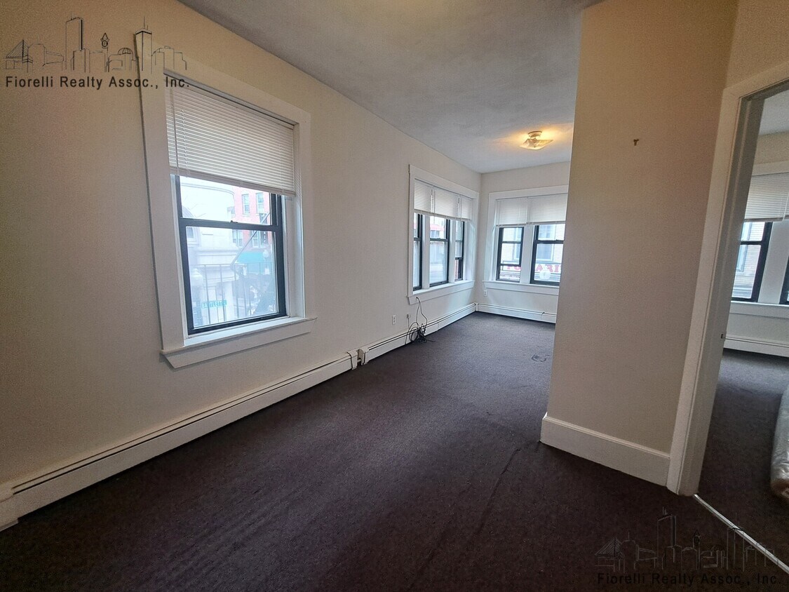 Foto principal - 98 Salem St