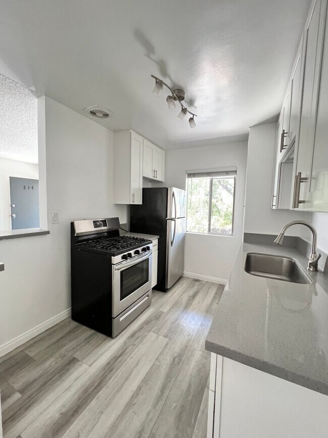 Interior Photo - Citrus Pacific Villas