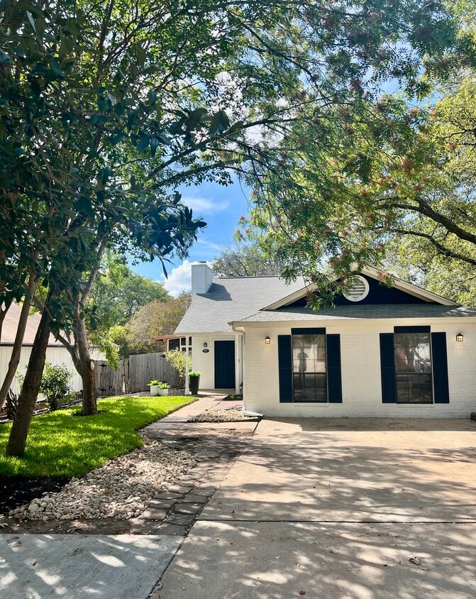 Foto principal - 807 Kavanagh Dr