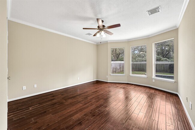 Building Photo - 21327 Pennshore Ln