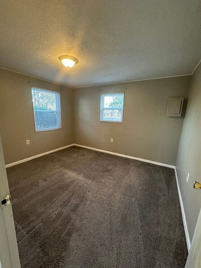 Foto del edificio - 116 Argyle Avenue Unit B